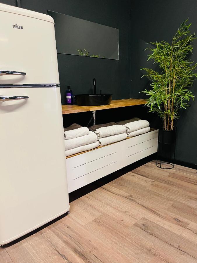 Ofek'S Place - Midtown Tlv تل أبيب المظهر الخارجي الصورة
